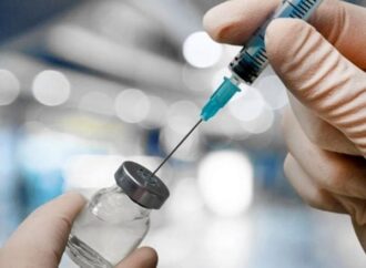 Oms: “Dati non indicano bisogno terza dose di vaccino”