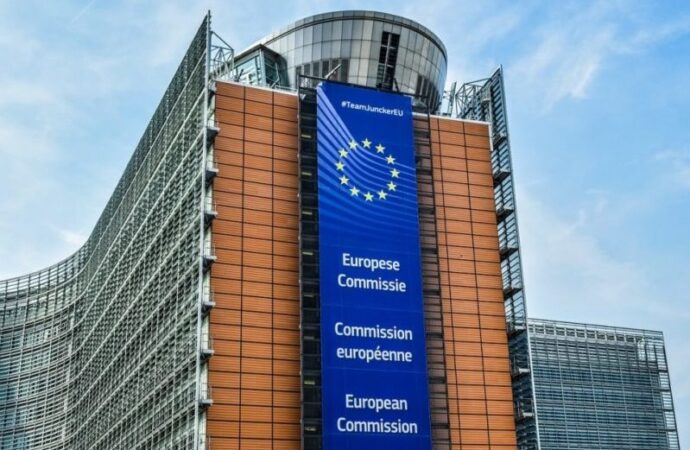 Brexit senza accordo: la Commissione europea fa un bilancio delle misure preparatorie e dà orientamenti pratici a livello dell’UE