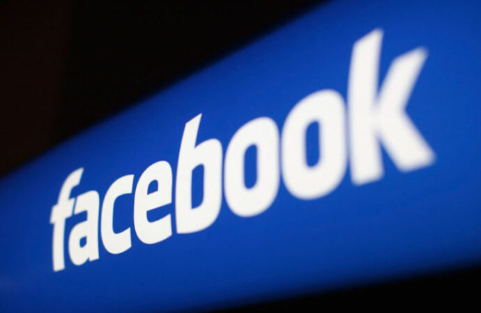 Facebook, estrema destra Usa: cancellati centinaia di account