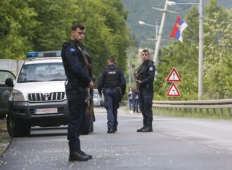 Serbia e Kosovo: accordo sulla “disputa delle targhe”. KFOR ne sta garantendo il rispetto