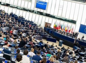 Eurostat, le donne elette nei parlamenti nazionali sono il 33%