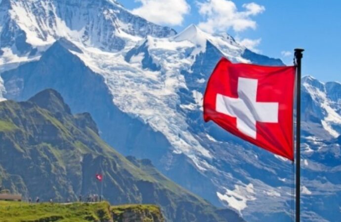 Green pass Svizzera, al referendum vince il sì