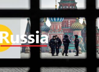Russia, convoca l’ambasciatore britannico e amplia la lista per il divieto d’ingresso nel paese