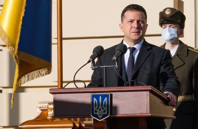 Ucraina, vietati partiti filo-russia, firmata nuova legge