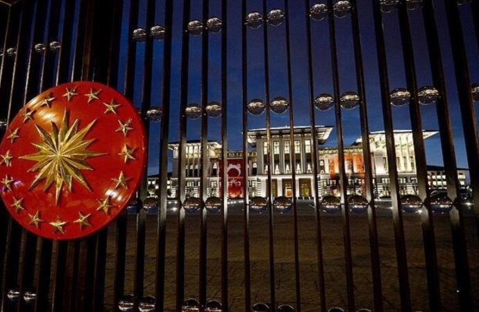 Turchia: “Non riconosceremo risultati referendum Russia”