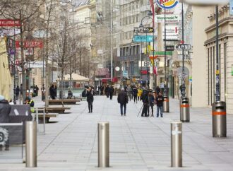 Austria, oggi scatta lockdown per non vaccinati