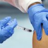 Austria pensa a bonus per terza dose: 500 euro a chi si vaccina