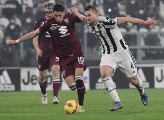 Calcio, Juve-Torino 1-1, de Ligt e Belotti: botta e risposta nel derby