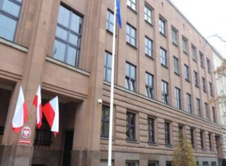 Polonia espelle 45 diplomatici Russi