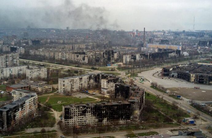 Ucraina: “bomba su ospedale vicino Azovstal: 300 sotto le macerie”