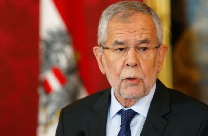 Il Presidente federale austriaco Van der Bellen si ricandida
