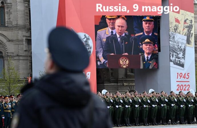 Putin, dalla Piazza Rossa a Mosca: “Da Nato minaccia a nostri confini”