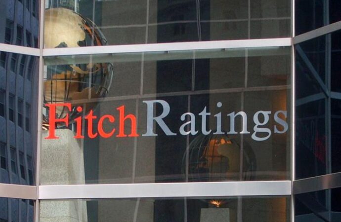 Fitch conferma rating Italia, Pil 2023 a -0,4%