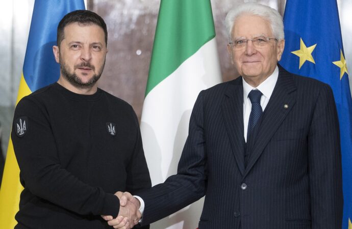 Zelensky a Roma, Mattarella: “Siamo pienamente al vostro fianco”