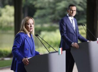 Polonia, Meloni incontra Morawiecki: “Posizioni condivise”