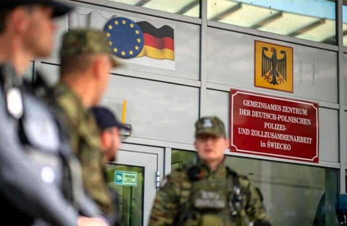 Berlino vuole aumentare i controlli alle frontiere e provoca l’ira della Polonia