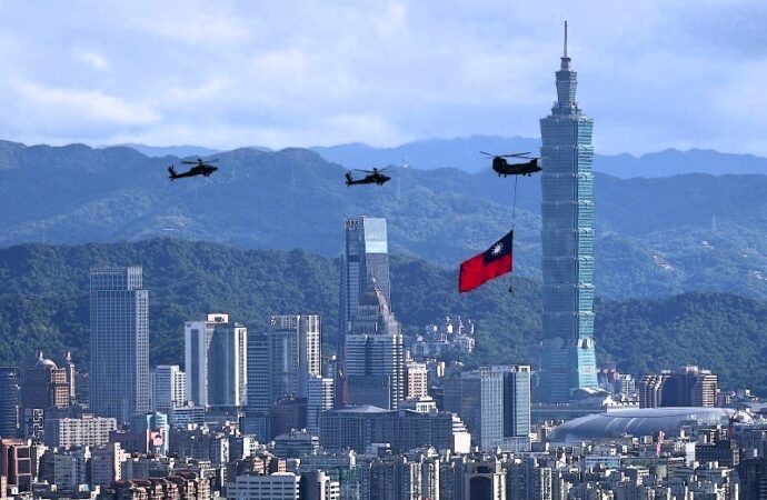 Taiwan spaventata e sola cerca nuovi amici, mentre la Cina aumenta le esercitazioni