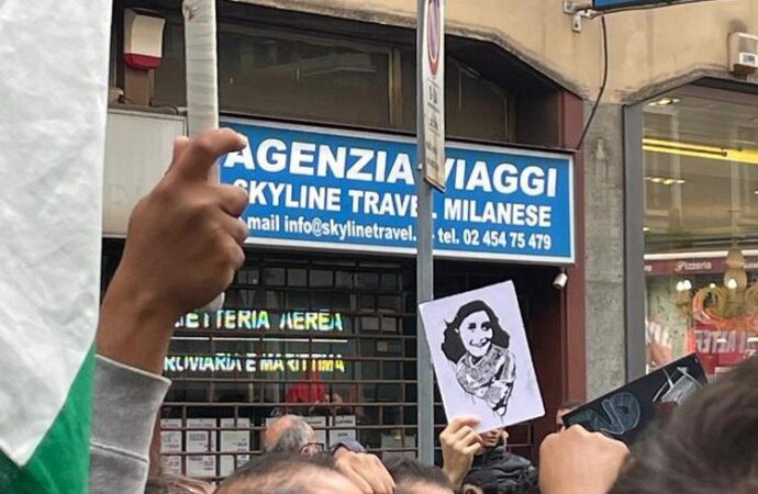 Milano, corteo per Palestina: spunta Anna Frank con la kefiah