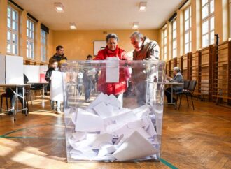 Polonia: exit poll, Pis al 36,8 per cento e Coalizione civica al 31,6%