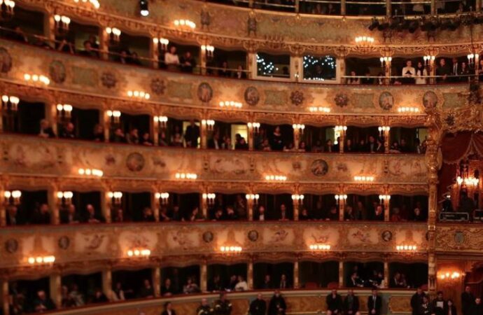 Venezia, Teatro La Fenice evacuato per falso allarme