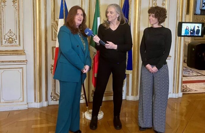 Ambasciata d’Italia a Parigi partecipa a “Mi illumino di meno”