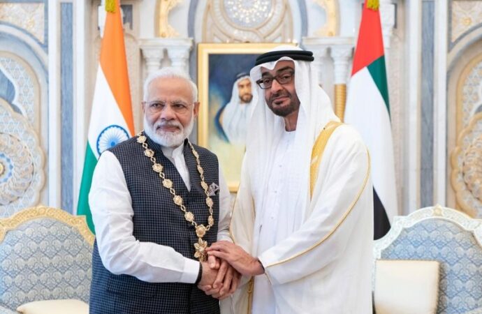 Il premier indiano Modi inaugura il primo tempio indù negli Emirati