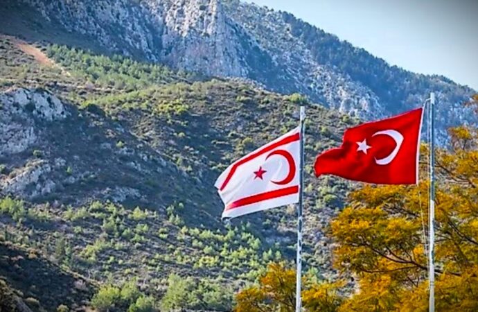 Turchia accusa Cipro: “E’ base operativa contro la Striscia”