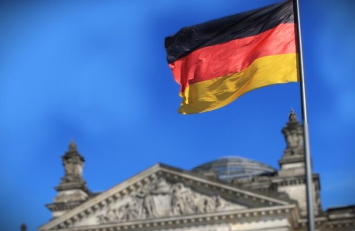 Germania: è  opportuno dichiarare la nazionalità dei sospetti criminali?