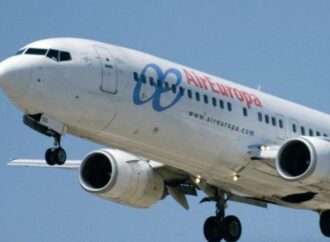Volo Air Europa, violenta turbolenza ferisce 30 passeggeri atterraggio di emergenza