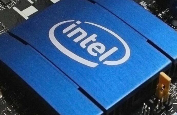 Giappone: microchip, accordo per un centro di ricerca con Intel