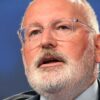 Ue, Timmermans: “Queste destre stanno spaccando l’Europa”