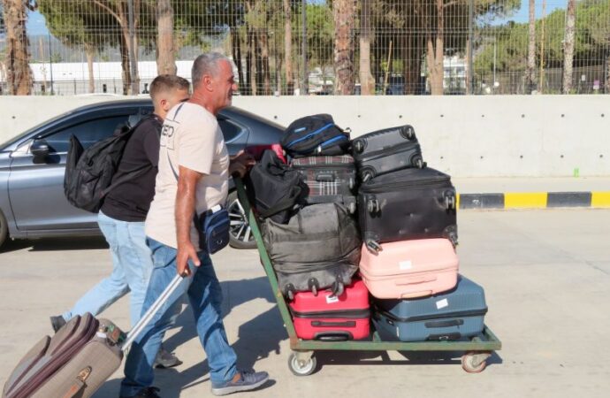 Libano e la fuga della guerra,”nessun posto è sicuro”