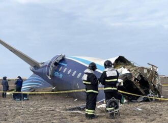 Aereo della Azerbaijan Airlines precipita in Kazakistan