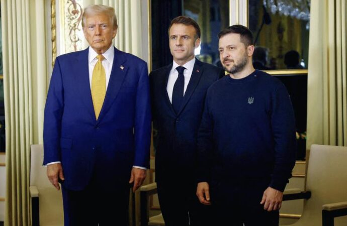 Ucraina, incontro Trump-Zelensky-Macron: “Insieme per la pace”