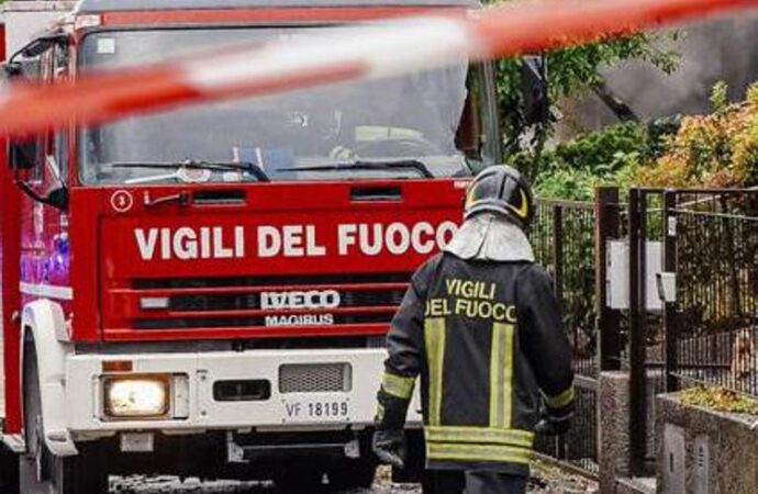 Parma, crolla palazzina: 3 feriti in ospedale