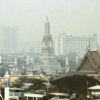 Troppo smog a Bangkok: chiuse 350 scuole