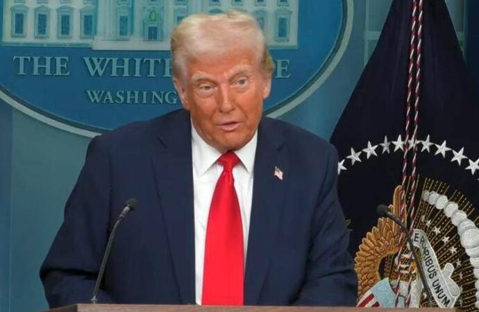 Ucraina, Trump contro Zelensky: non è fondamentale che venga ai negoziati